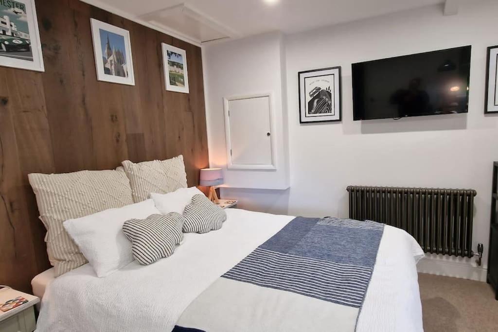 The Old Barn Annexe, Cosy Stay, Close Drive To City, Beach, South Downs & Goodwood Chichester Ngoại thất bức ảnh